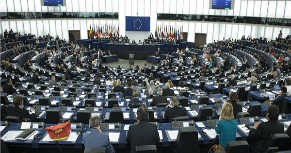 La direttiva sul diritto d'autore digitale approvata dal Parlamento europeo
