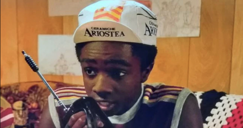Nei ciak di Stranger Things di Netflix, il cappello vintage di Ariostea