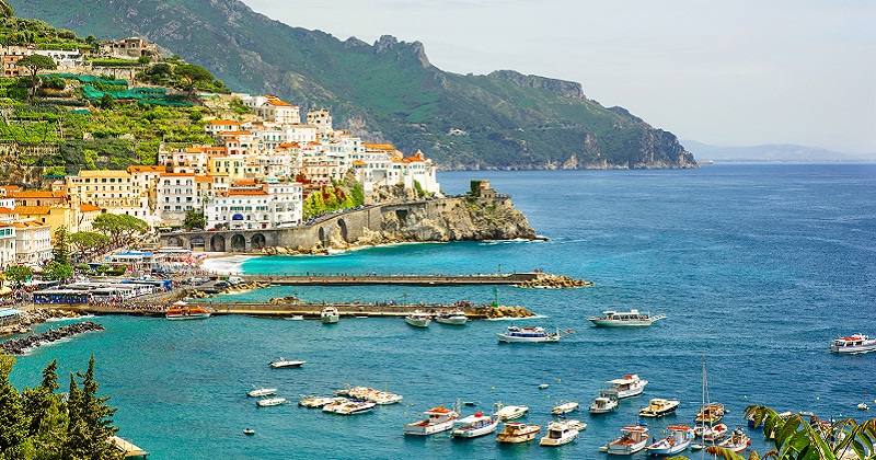 Otto italiani su dieci a luglio scelgono di fare le vacanze in Italia