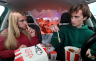 Al via la campagna di Halloween di KFC con Mattia Stanga e Camilla Fracasso