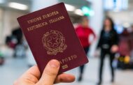 Allarme passaporti, saltano 88.000 viaggi organizzati