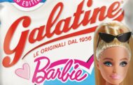 Galatine si veste di Barbie nella nuova limited edition